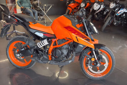 2024 KTM Duke 390