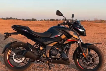 Bajaj Pulsar N250 on Road Price