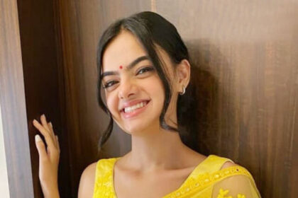 cropped-Ruhaanika-Dhawan-1.jpg