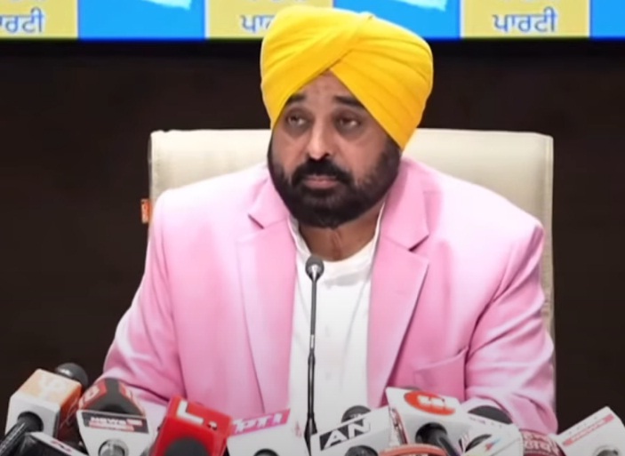 Bhagwant Mann by Sukhvilas Hotel